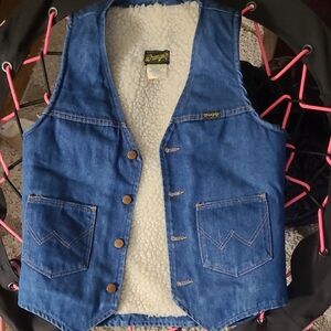 Wrangler Denim Vest with White Sherpa Lining